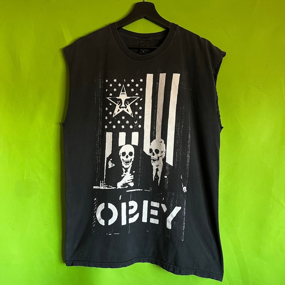 Obey Mens Graphic Muscle Tee Black Skulls Flag Sleeveless Tank Top Large